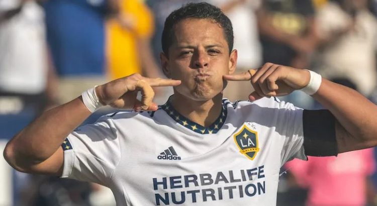 Chicharito enfrentará a Chivas en League Cup