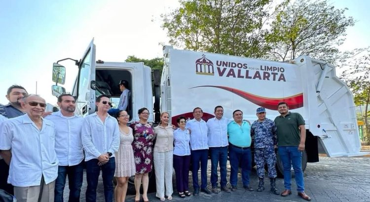 Vallarta tiene 10 camiones más en recolectores de basura