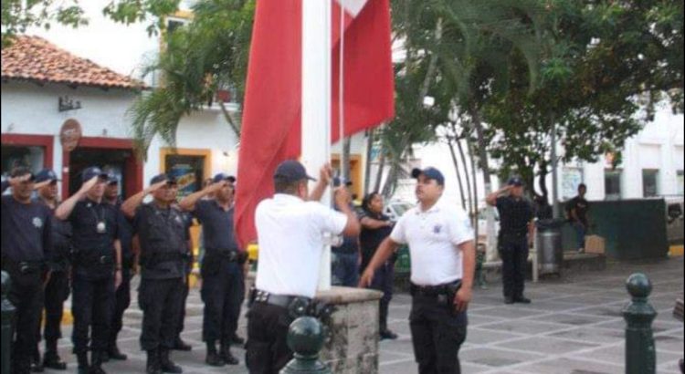 Vallarta olvida conmemorar el 107 aniversario de la Constitución Mexicana