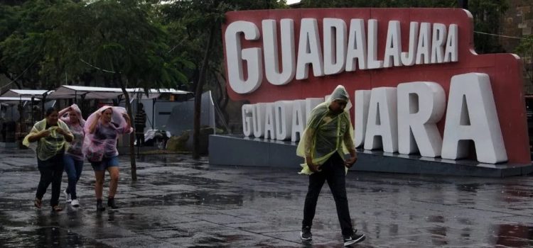 Prevén cielo nublado además de lluvias aisladas en Jalisco