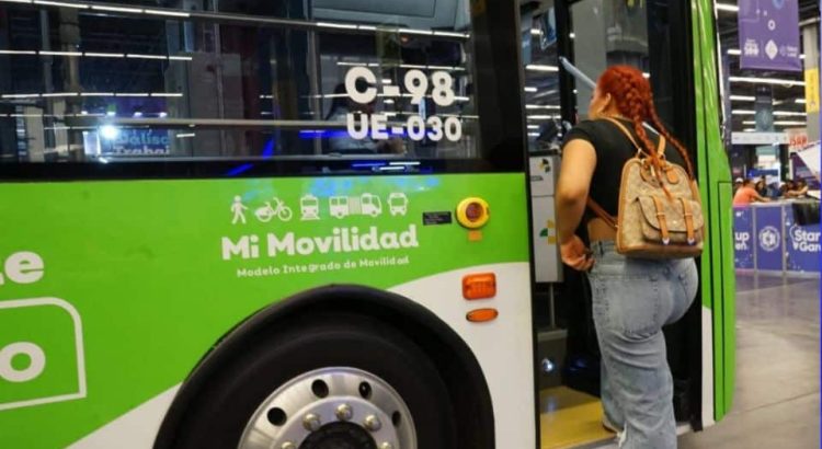 Recurso de transporte público en Jalisco se destinará a familias de desaparecidos y policías caídos