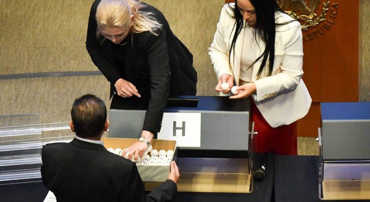 Suprema Corte rechaza los resultados de la tómbola del Senado