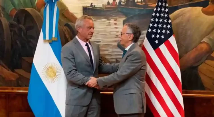 Confirma Argentina su salida de la OMS