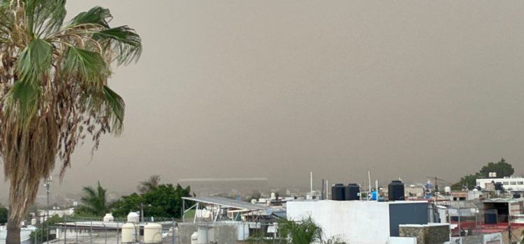Se presentan llovizna y tormenta de arena en Jalisco Se presentan llovizna y tormenta de arena en Jalisco