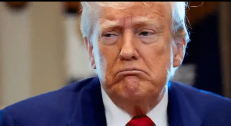 Amaga Trump a la UE con aranceles de 50%