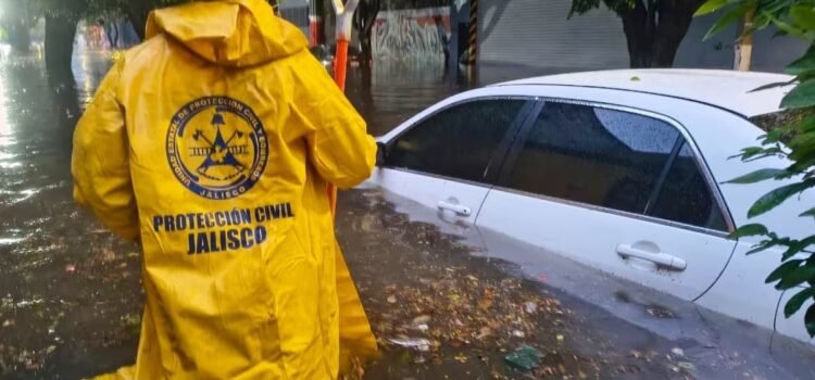 Lluvias e inundaciones en Jalisco dejan seis muertos