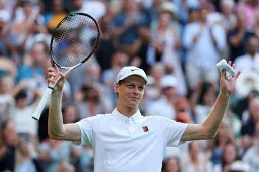 Sinner se pasea ante Vukic y clasifica a tercera ronda de Wimbledon Sinner se pasea ante Vukic y clasifica a tercera ronda de Wimbledon