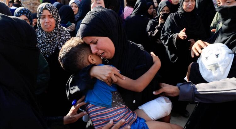 Mueren 94 palestinos en ataques aéreos y tiroteos israelíes en Gaza