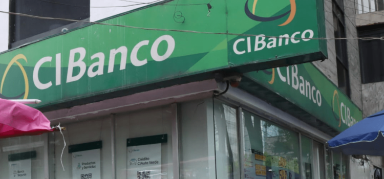 Reduce riesgos operativos de CI Banco la escisión del negocio fiduciario