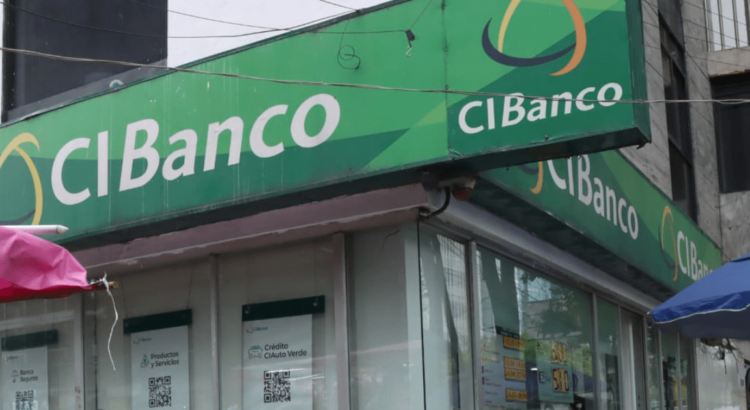 Reduce riesgos operativos de CI Banco la escisión del negocio fiduciario