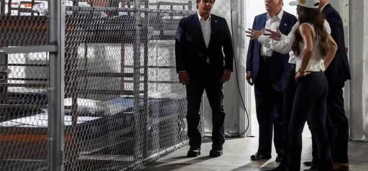 Migrantes detenidos ya son enviados a ‘Alcatraz de los caimanes”